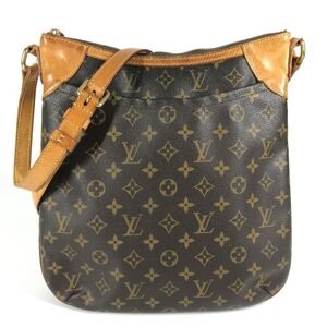 LOUIS VUITTON Authentic Brown Monogram Canvas Pochette Shoulder Bag